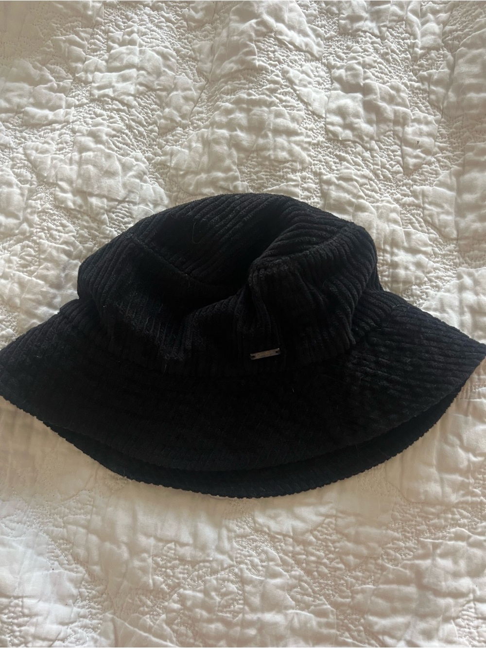 Jessica Simpson Black Ribbed Velvet Bucket Hat
